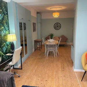 Right By Leigh Broadway Private Garden Large Ground Fl Apartment